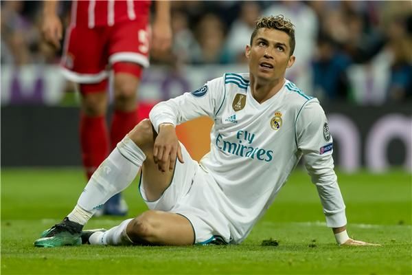 皇马5年4进欧冠决赛创逆天记录,巴萨名宿批:某