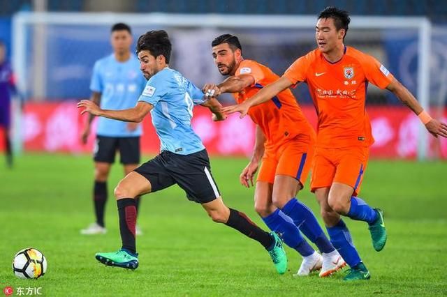 金敬道抢断秦升打进唯一进球 朝鲜族小伙能否