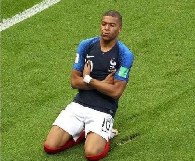 看了姆巴佩的座驾,再对比国内球员的,就知道国