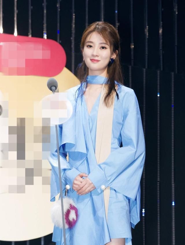 演员乔欣的父母是做什么的?乔欣家庭背景曝光