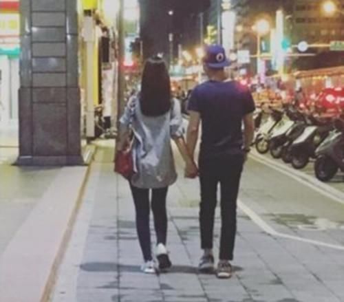 8岁男孩脏话连篇被老师教育,孩子理直气壮:我