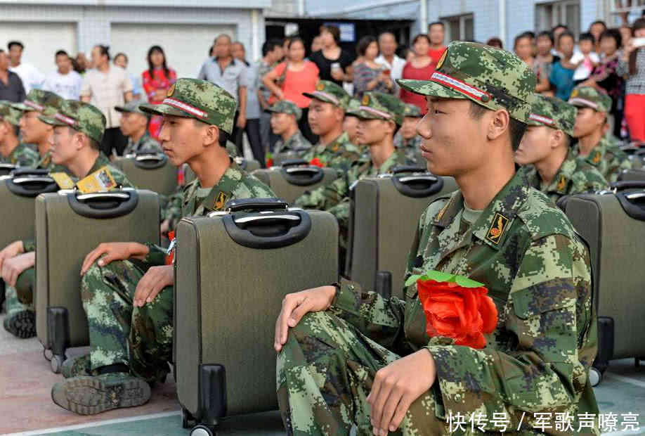 不過炊事員退伍後是最好找工作的一個,在部隊學習的手藝那肯定是沒的