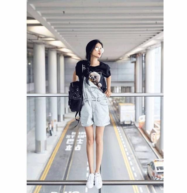 说到明星大长腿,迪丽热巴第一,宋茜第二!你觉得