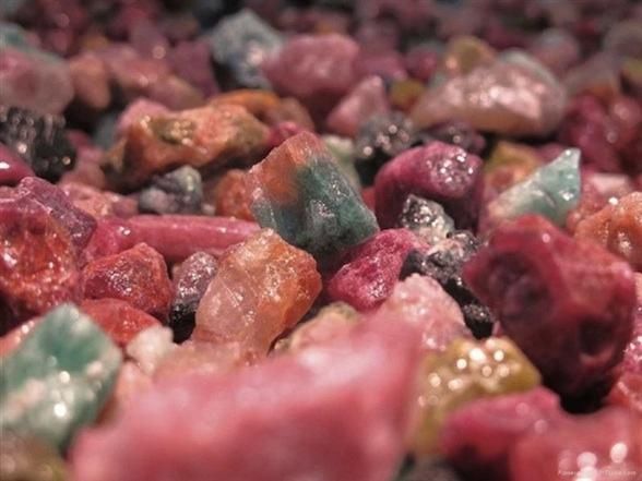 在美国展出的翡翠西瓜,那是慈禧老娘们给孙殿