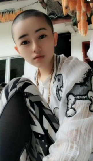 女子挑战平头,一刀下来却惊艳了无数人,网友:发