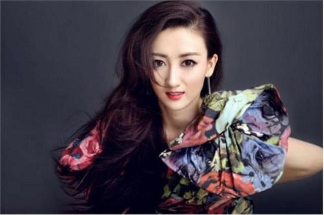 何炅一生过不去的坎,就是他带着老婆环球旅行,却没有再带回来