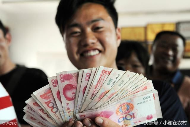 今年农村统一规划房屋,其中两种补偿最诱人,你