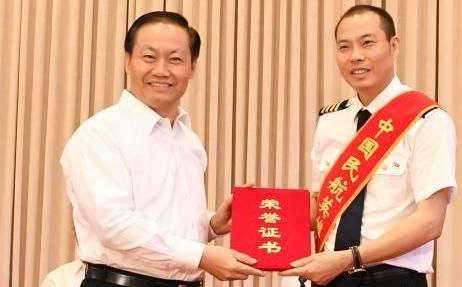 川航机长成功迫降奖500万,这样的奖励方式你觉