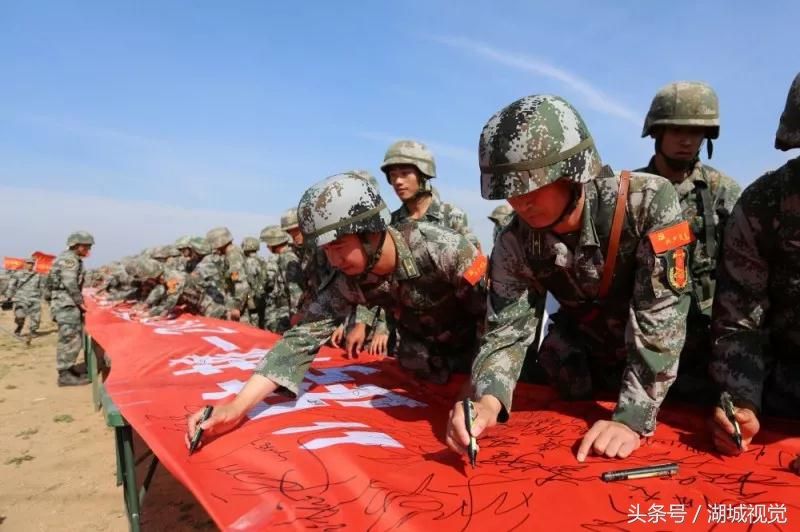 土豪旅首战朱日和,与第一蓝军旅进行对决,能