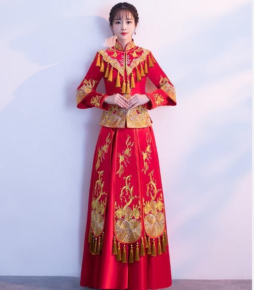 妹妹结婚,穿的这件敬酒服真漂亮,看呆了全场