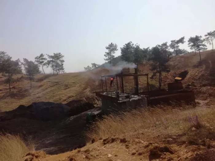 南阳唐河: 深山中的重度污染源, 热火朝天生产中