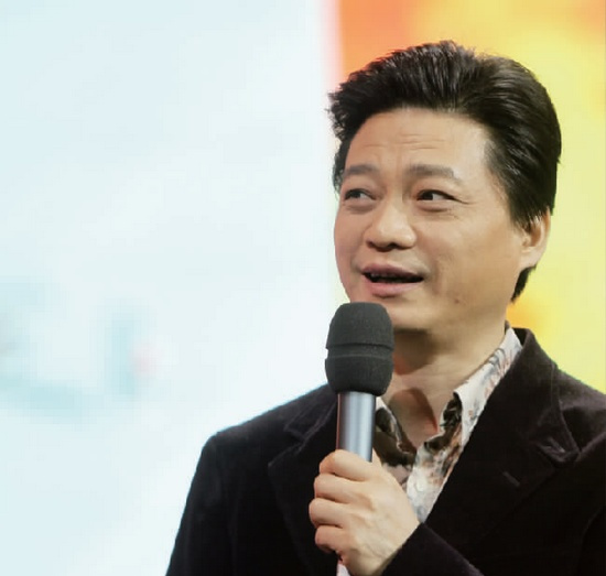 崔永元1人斗争,背后支持的人是他?冯小刚看见