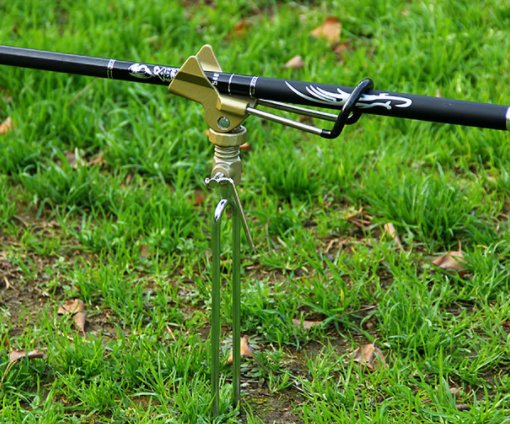 今年福建人聪明了,出门钓鱼都用这种设备,不贵