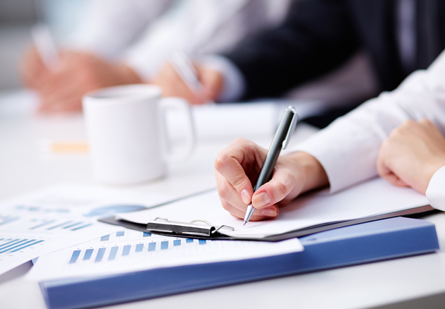 安倍政府陷经济数据造假丑闻 40%统计数据有