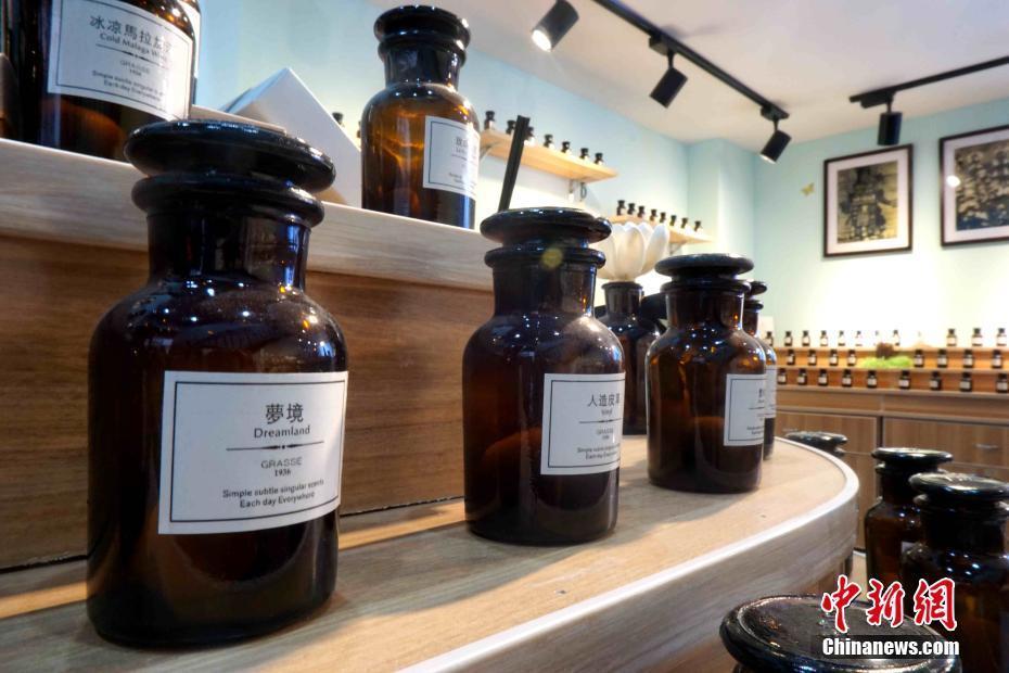 探访青海首家气味博物馆 现"香港脚"气味