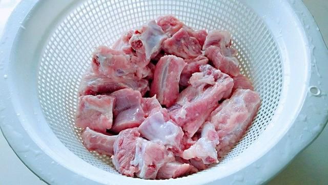 70岁爷爷的无锡排骨秘方,入口微甜,软嫩有嚼劲