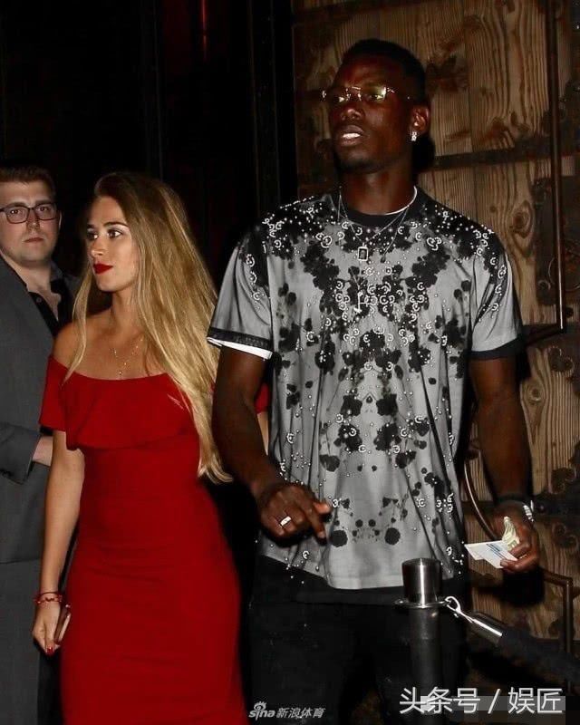 法国队黑人球星专找白人女友!个个都是尤物!网