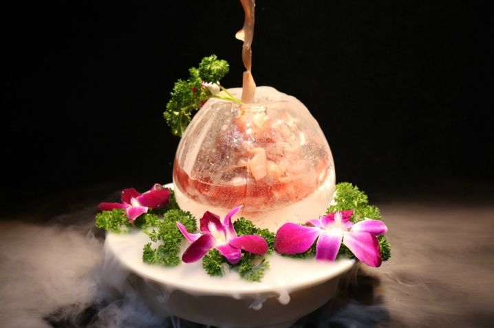 在重庆吃火锅,这些菜必点