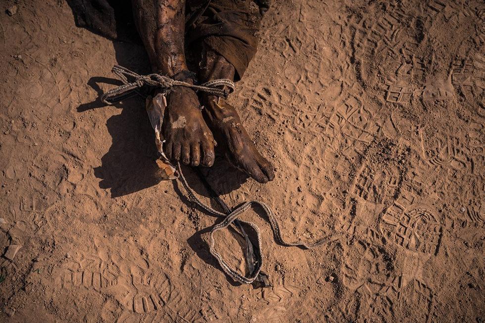 岂止摩苏尔!is的"万人坑"遍布伊拉克