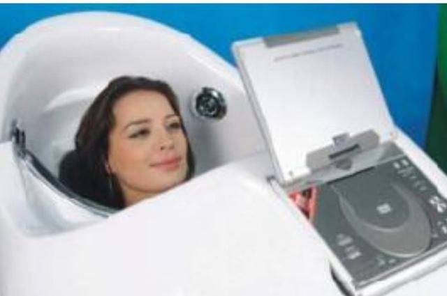 日本发明懒人洗澡机,睡一觉就洗好了,网友:懒到