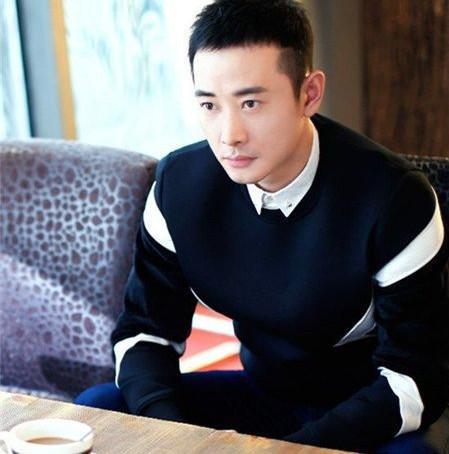 罗晋在克拉恋人里的寸头发型是不是太帅了?