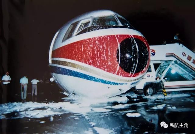 东航1998年迫降机长倪介祥:平平淡淡才是真