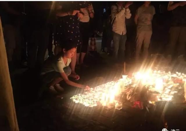 由上海骇人听闻的菜刀砍儿童事件,再论文玩平