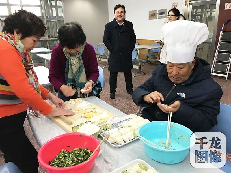 企事业单位与居民共建共享“社区之家”