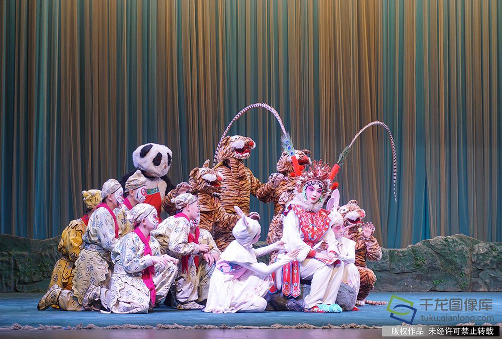 亲子剧《青石山传奇》:娃娃唱戏娃娃看 民族文化代代传 亲子剧《青石山传奇》:娃娃唱戏娃娃看 民族文化代代传