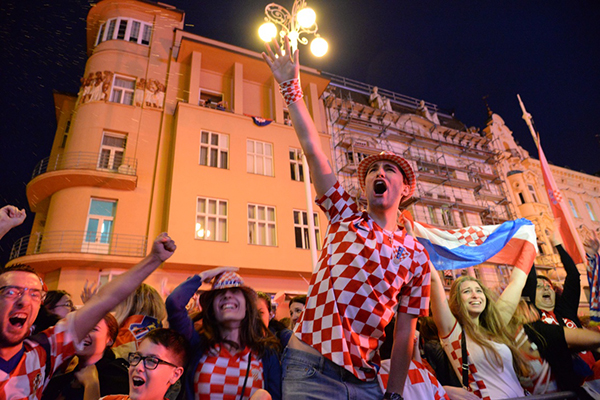 这些克罗地亚球迷竟希望国家队输球 究竟咋回事?