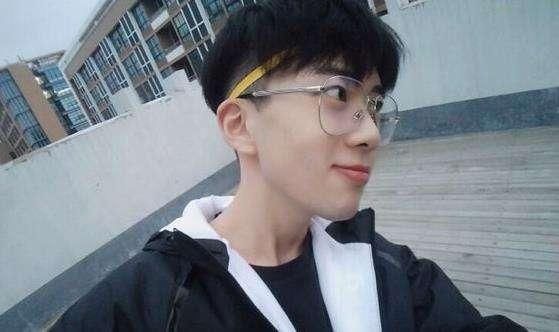 抖音最火3大网红的真实职业曝光