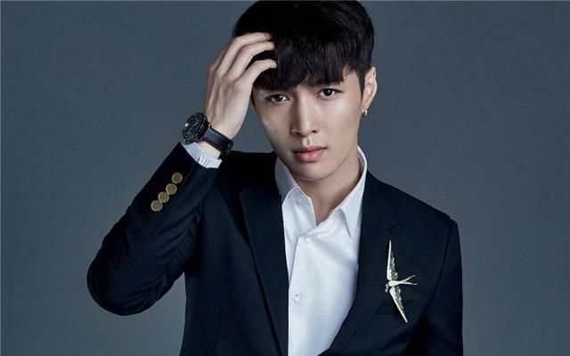 知名小说《紫川》将开拍,女主迪丽热巴男主张