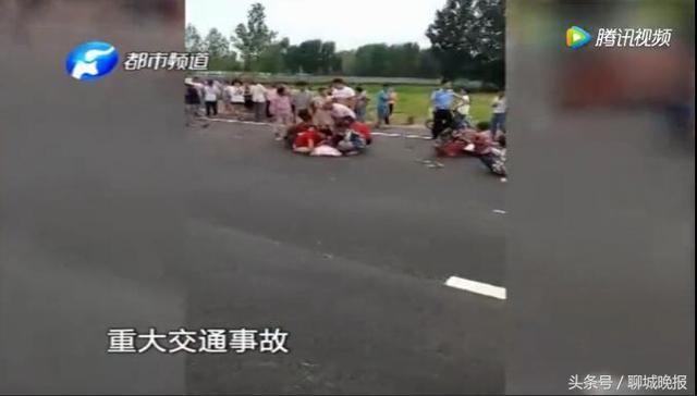 可恨!司机醉驾撞死4个孩子还口出狂言,与围观