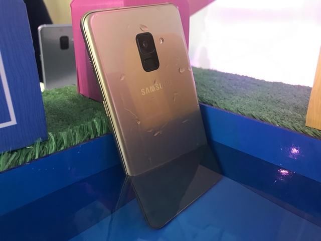 三星Galaxy A8(2018)和A8 +(2018)那个性能更