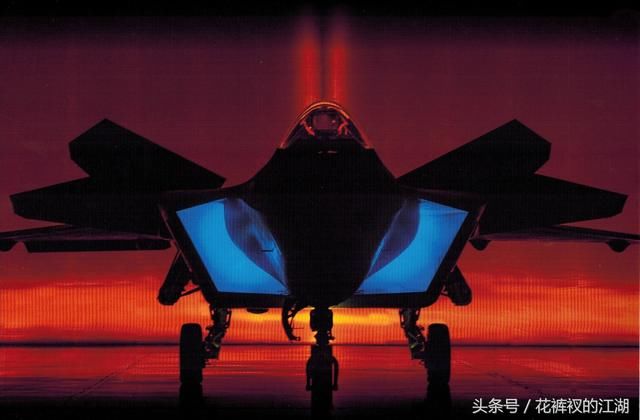 一架歼20值多少钱?飞一个小时就够我5年工资