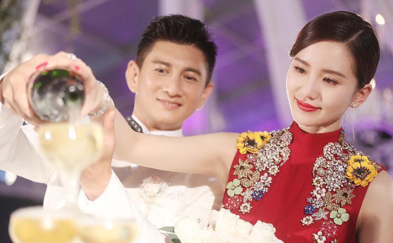 卓伟再次实锤刘诗诗出轨! 一首诗道出一切的秘