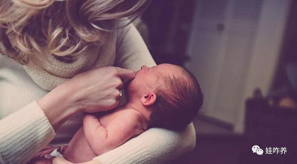 母乳喂养 | 新生儿胃容量与过度喂养