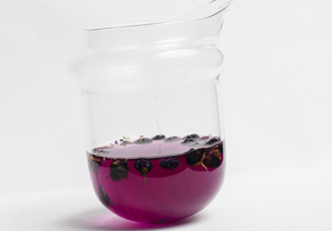 黑枸杞泡水后会变白吗 难道是买的假黑枸杞吗 黑枸杞泡水后会变白吗 难道是买的假黑枸杞吗