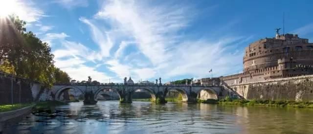 学会裁剪二次构图,让你手机里的废片重获新生