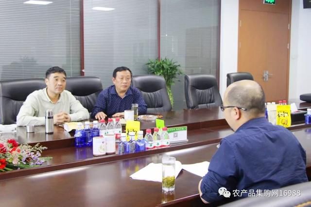 河南商水县商务局局长李国忠等领导一行莅临布