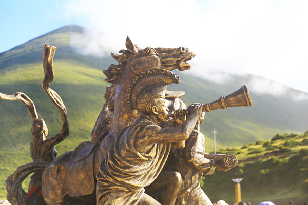 圣地甘孜:在此可感受浓郁的木雅藏族风情!