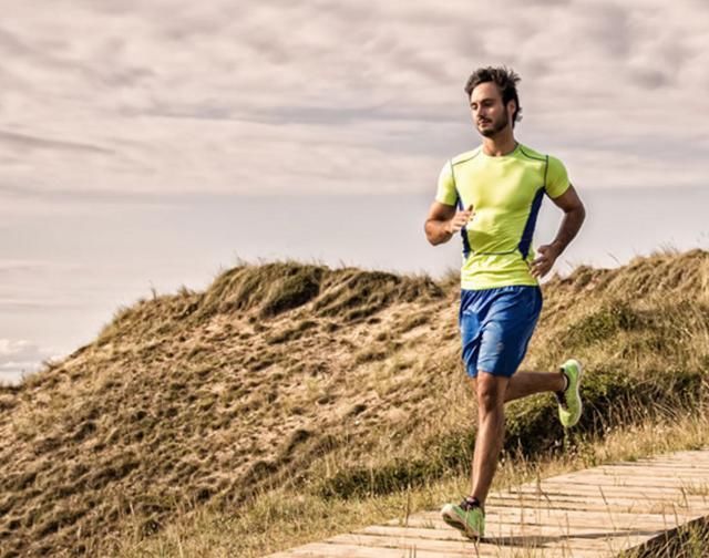 跑步减肥,腿变细,臀变小,但是啤酒肚还没消失,你