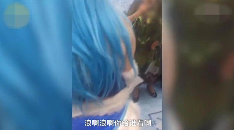“大妈怼cosplay女孩”视频涉嫌炒作 当事人承认有偿拍摄