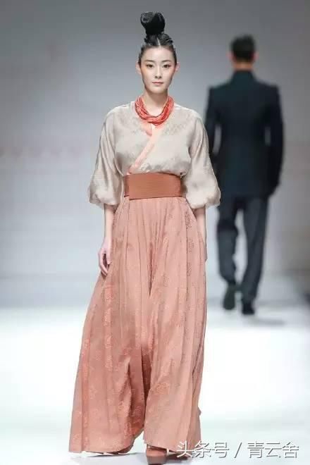 如果汉服登上米兰国际时装周