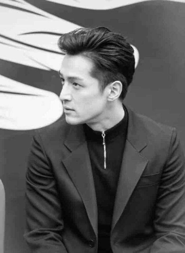 胡歌薛佳凝旧情复燃,杨幂却后悔分手了