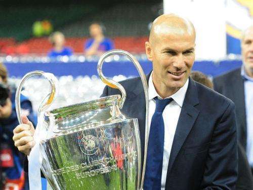 C罗欲以8000万欧元年薪逼宫皇马, 银河战舰或