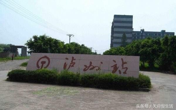 四川第一大港口城市,中国酒城,一座至今没有火