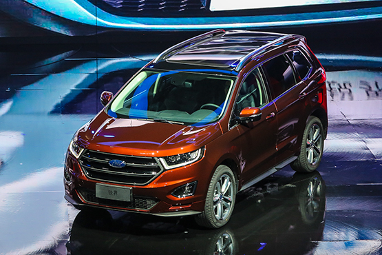 2017款福特锐界四驱旗舰型 大七座SUV配置VS途昂 2017款福特锐界四驱旗舰型 大七座SUV配置VS途昂