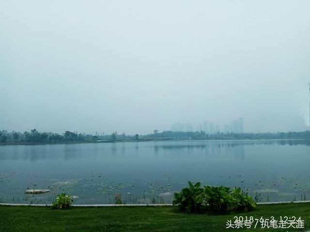 成都天府新区印象天府公园之秦皇湖