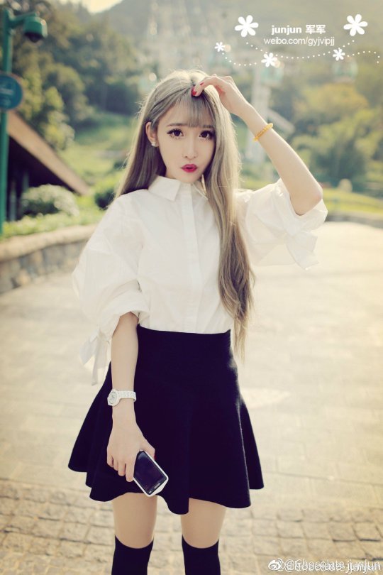 小姐姐我有个大胆的想法…2017cj美女sg抢鲜